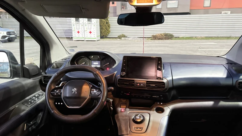 Peugeot Rifter Товарен N1, снимка 12 - Автомобили и джипове - 53143883