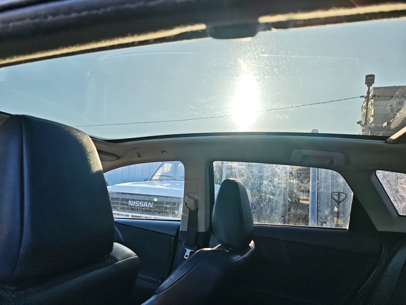 Toyota Auris 2.0 D4D, снимка 10 - Автомобили и джипове - 53166697