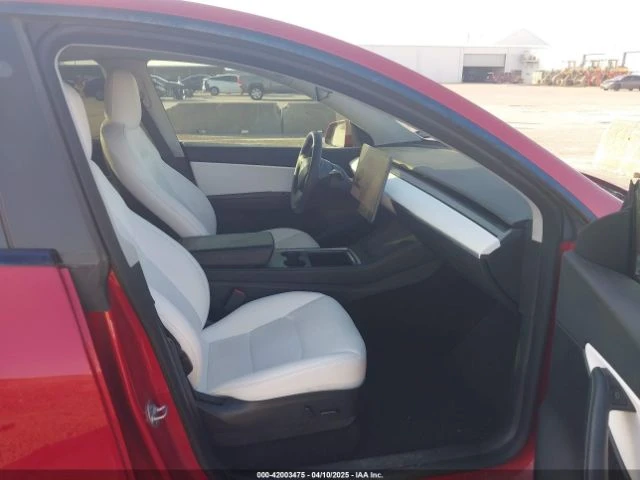 Tesla Model Y DUAL MOTOR/ AWD/ LONG RANGE /ГРАДУШКА - изображение 5