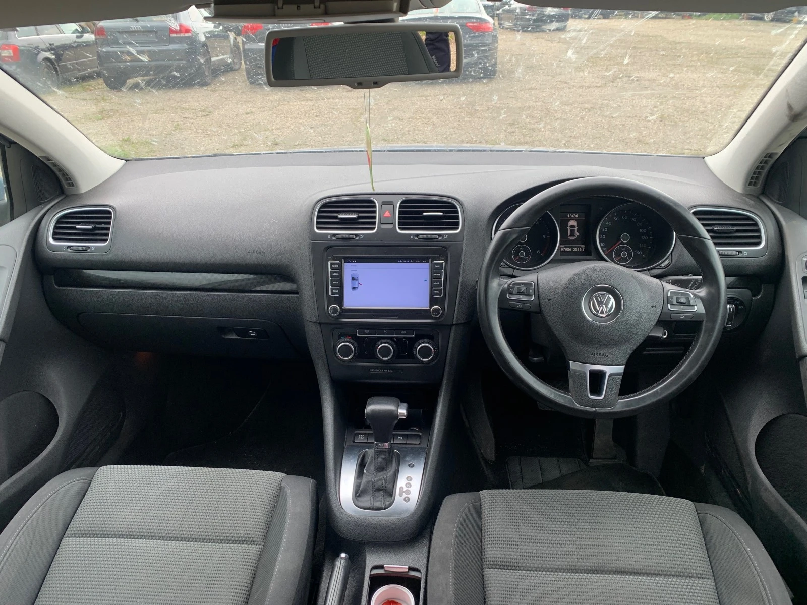 VW Golf 1.6tdi 105hp - изображение 5