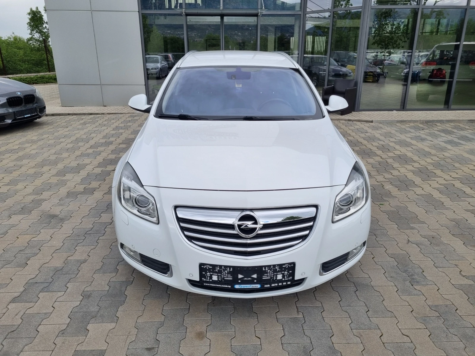 Opel Insignia 2.0CDTi-160hp АВТОМАТИК* ВСИЧКИ ЕКСТРИ! - изображение 2