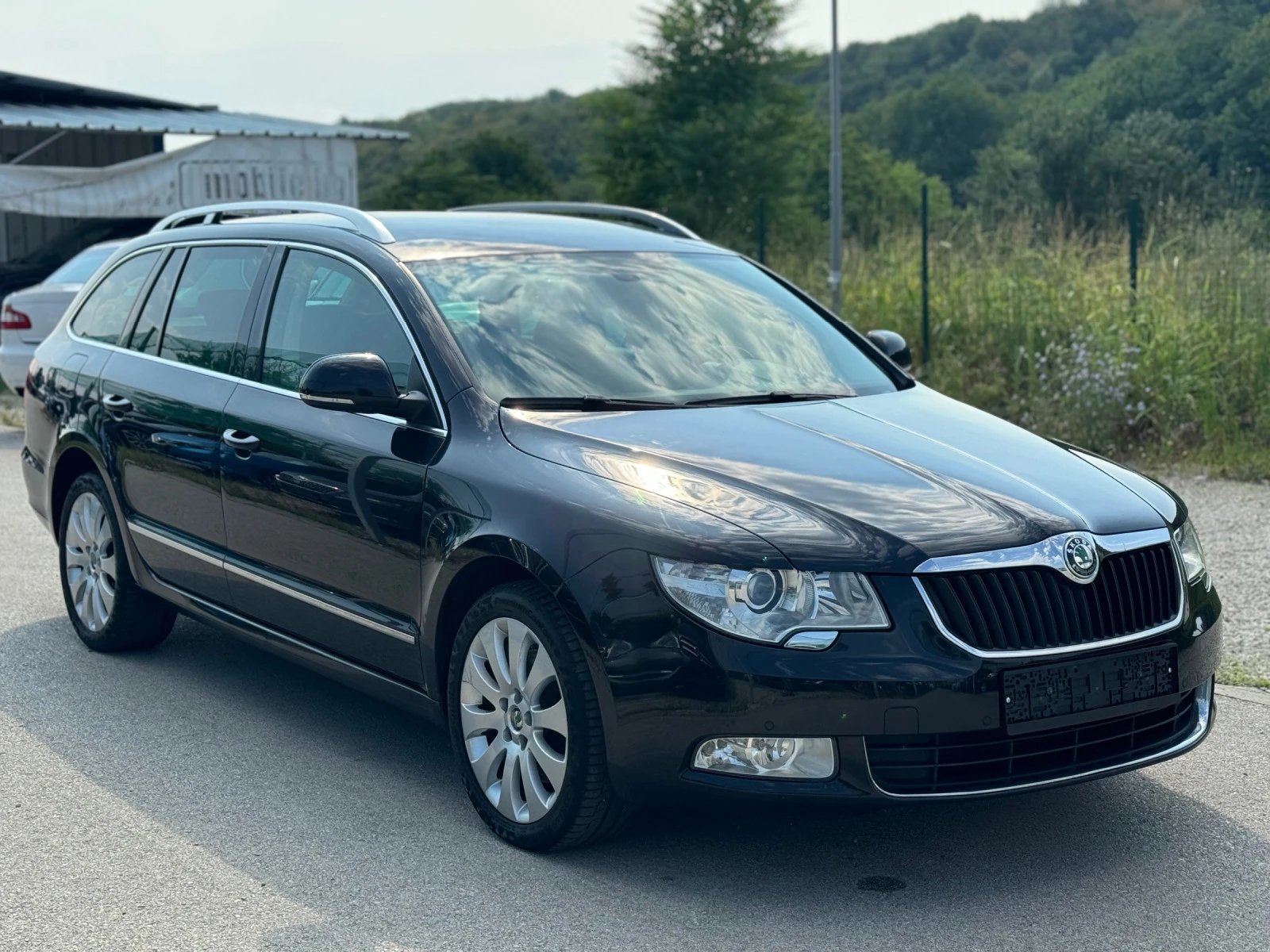 Skoda Superb  2.0TDI 4X4 Швейцария  - изображение 2