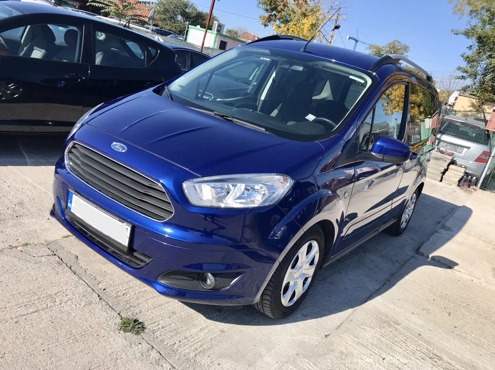 Ford Connect Tourneo-1.0i - изображение 2