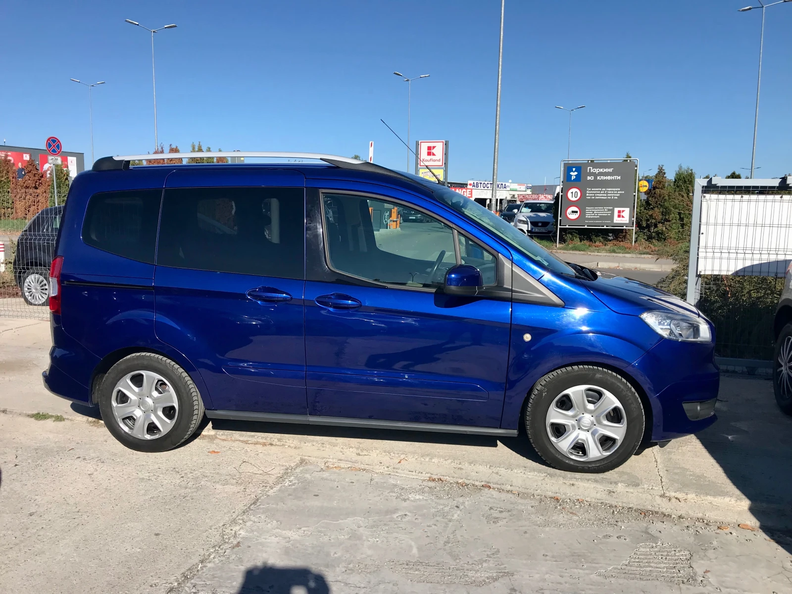 Ford Connect Tourneo-1.0i - изображение 7