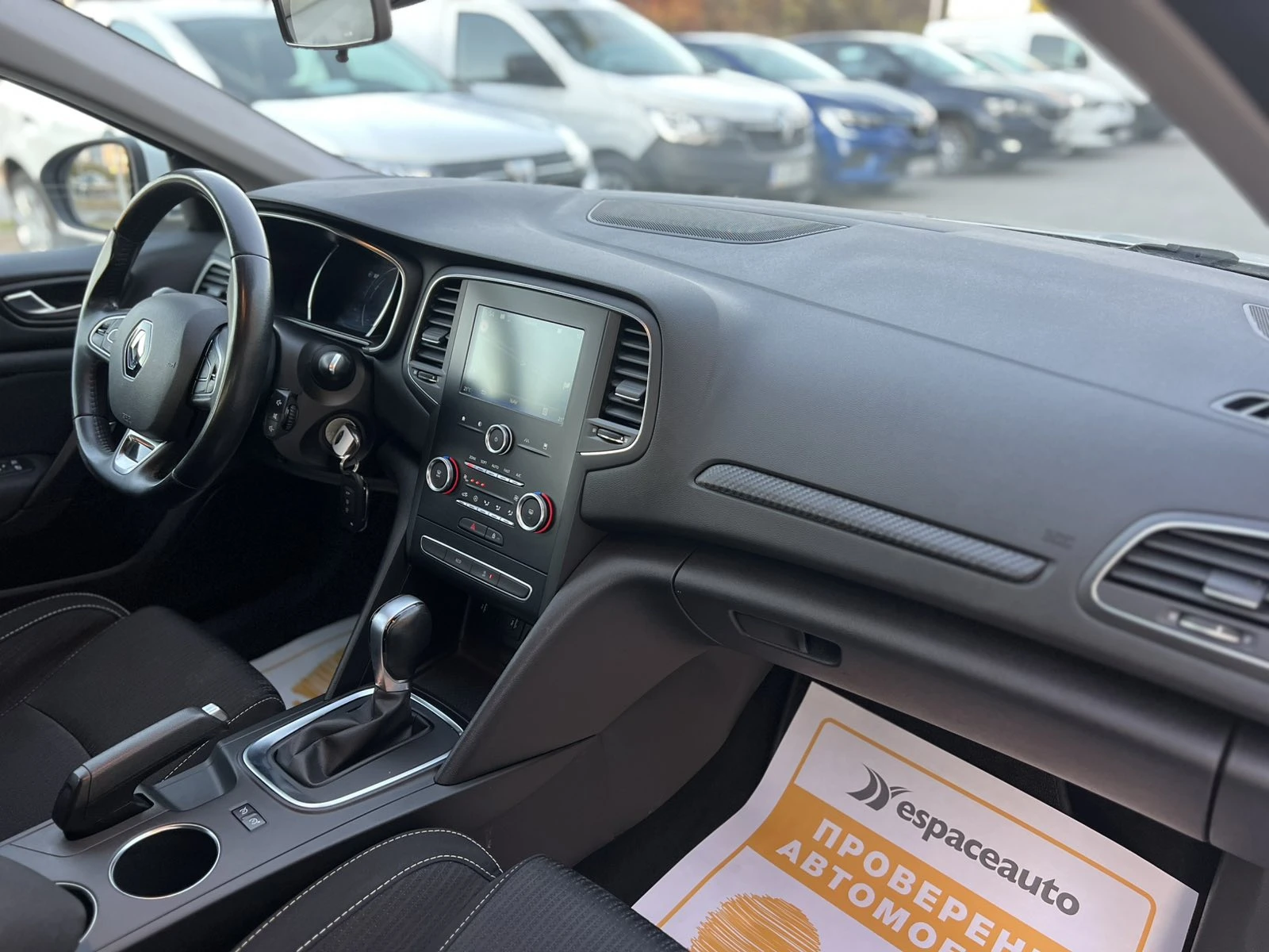 Renault Megane Grandtour 1.5 dCi / 115 к.с. / EDC - изображение 10