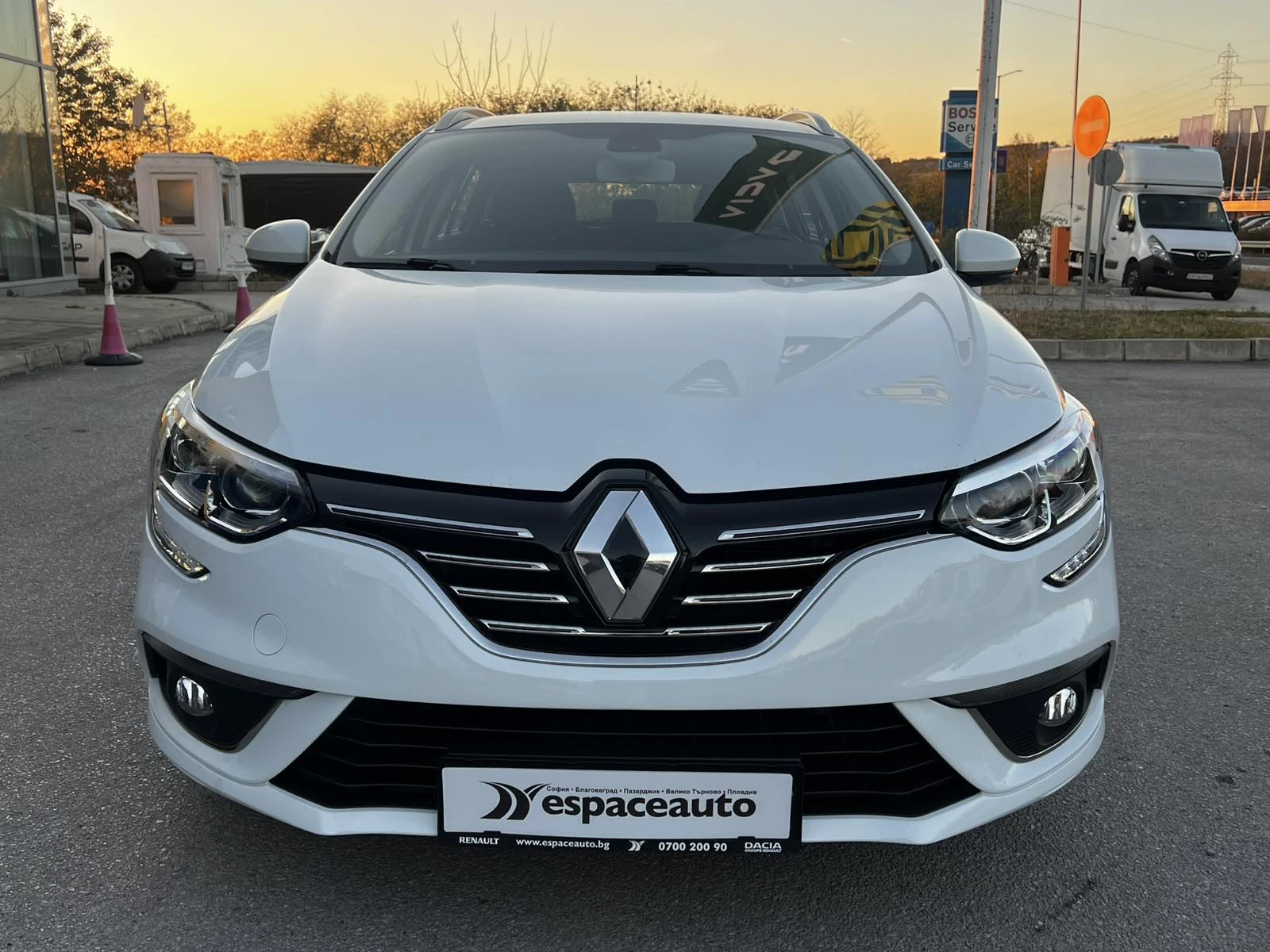 Renault Megane Grandtour 1.5 dCi / 115 к.с. / EDC - изображение 2