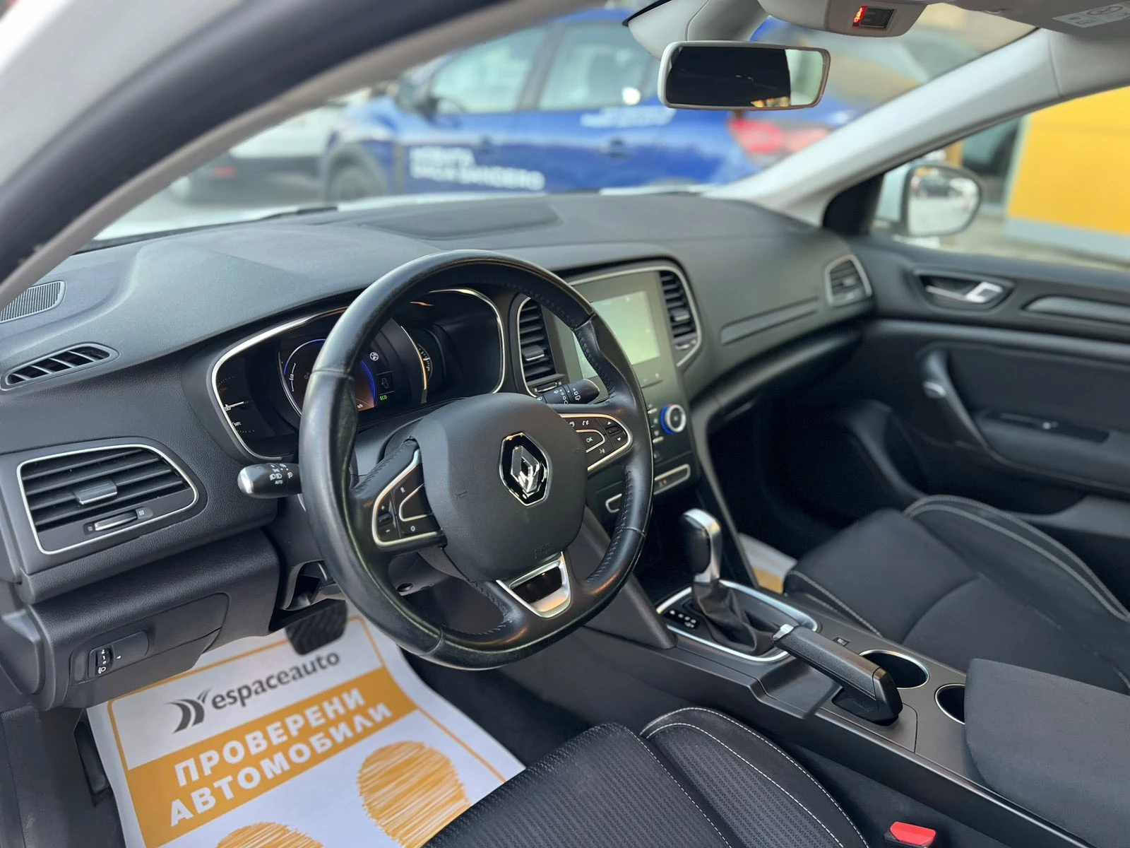 Renault Megane Grandtour 1.5 dCi / 115 к.с. / EDC - изображение 9