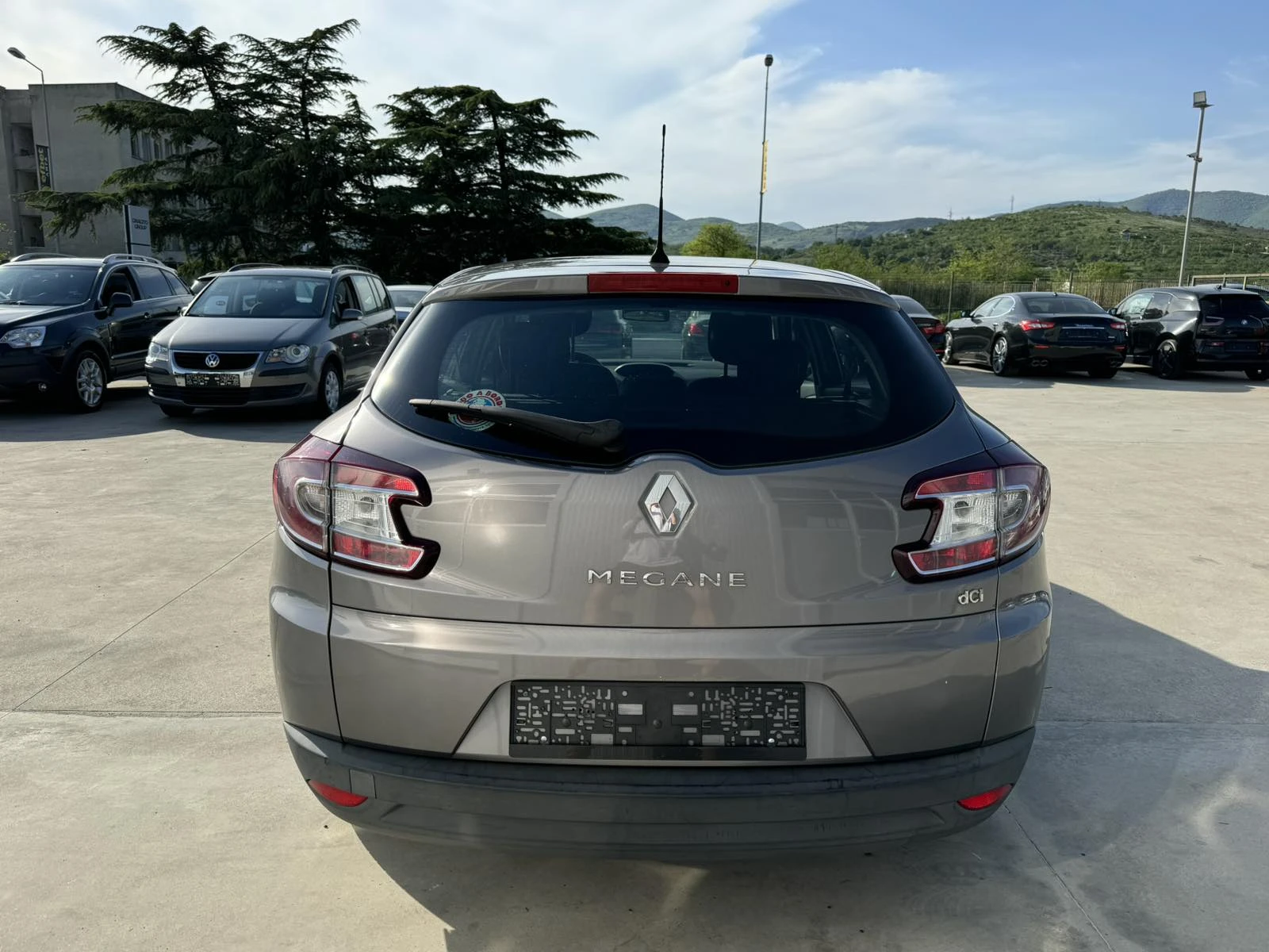 Renault Megane 1.5* dci* 110 ps* SPORTOUR*  - изображение 4
