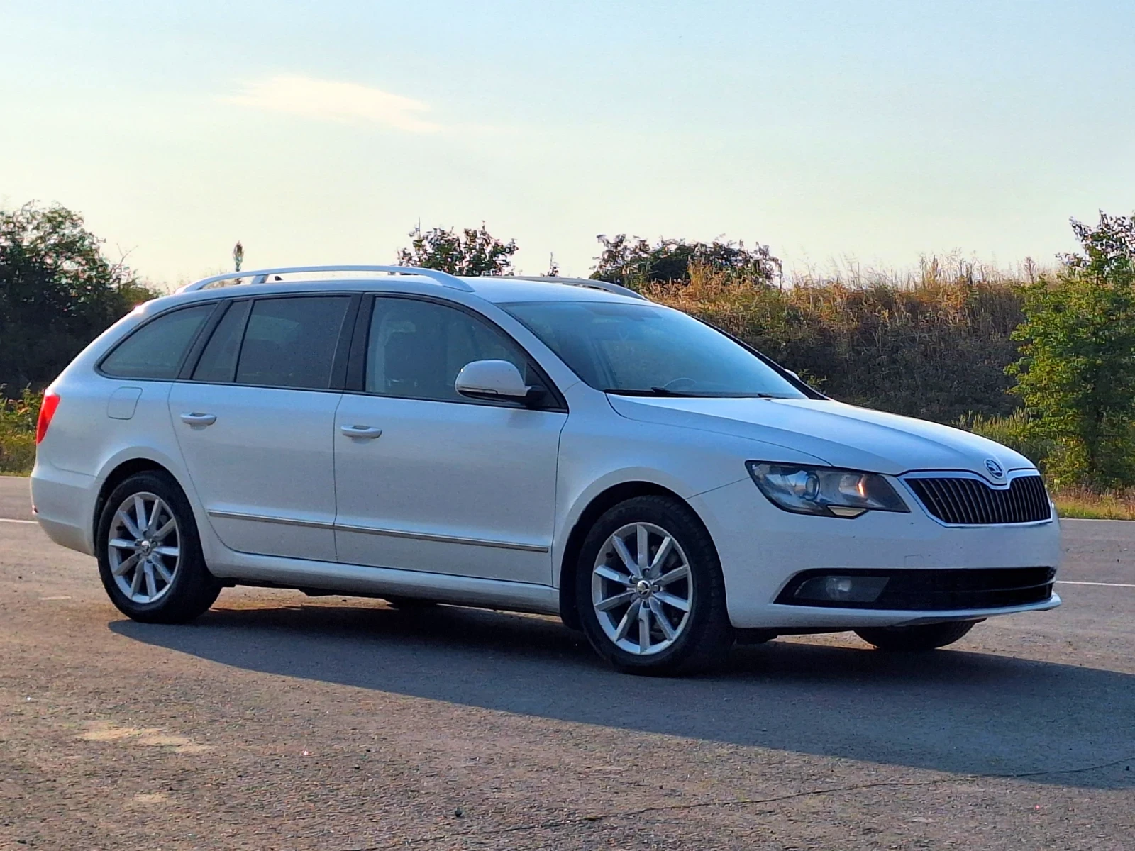 Skoda Superb 2.0 TDI Facelift - изображение 5
