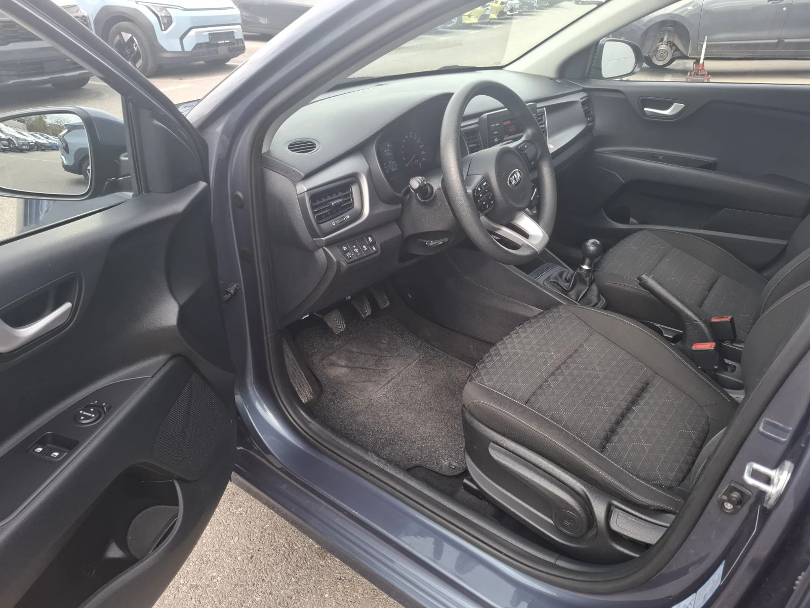 Kia Rio 1.2 cvvt Гаранция - изображение 9