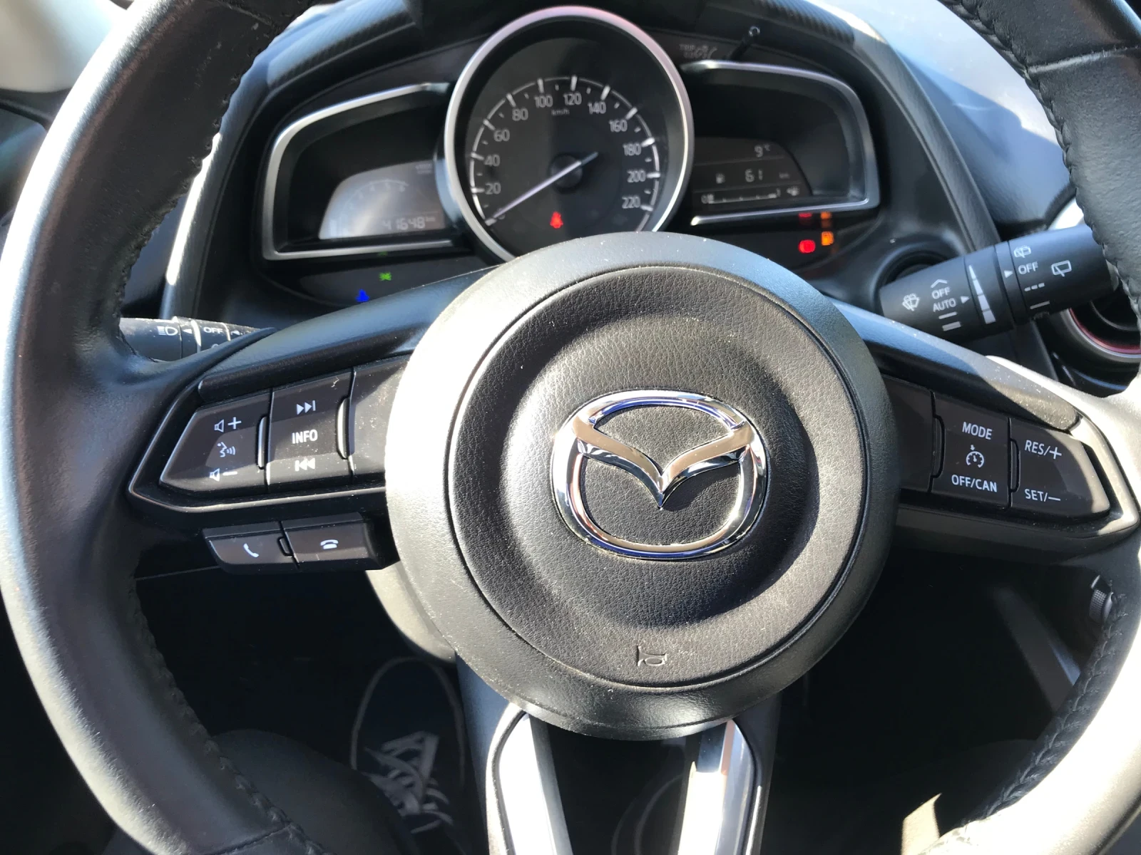 Mazda 2 1.5I HYBRID  | Mobile.bg   13