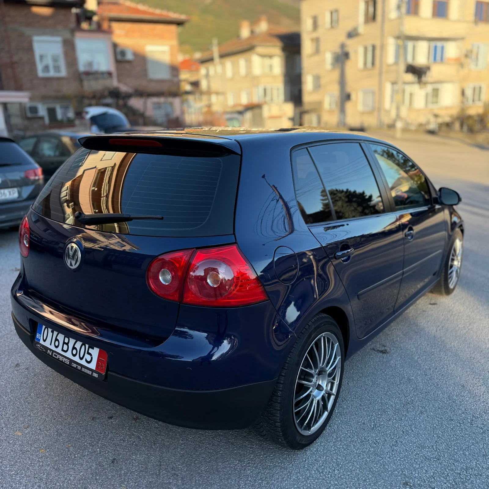 VW Golf 1.9 TDI 105hp * Парктроник* 194 хил - реални!  - изображение 3