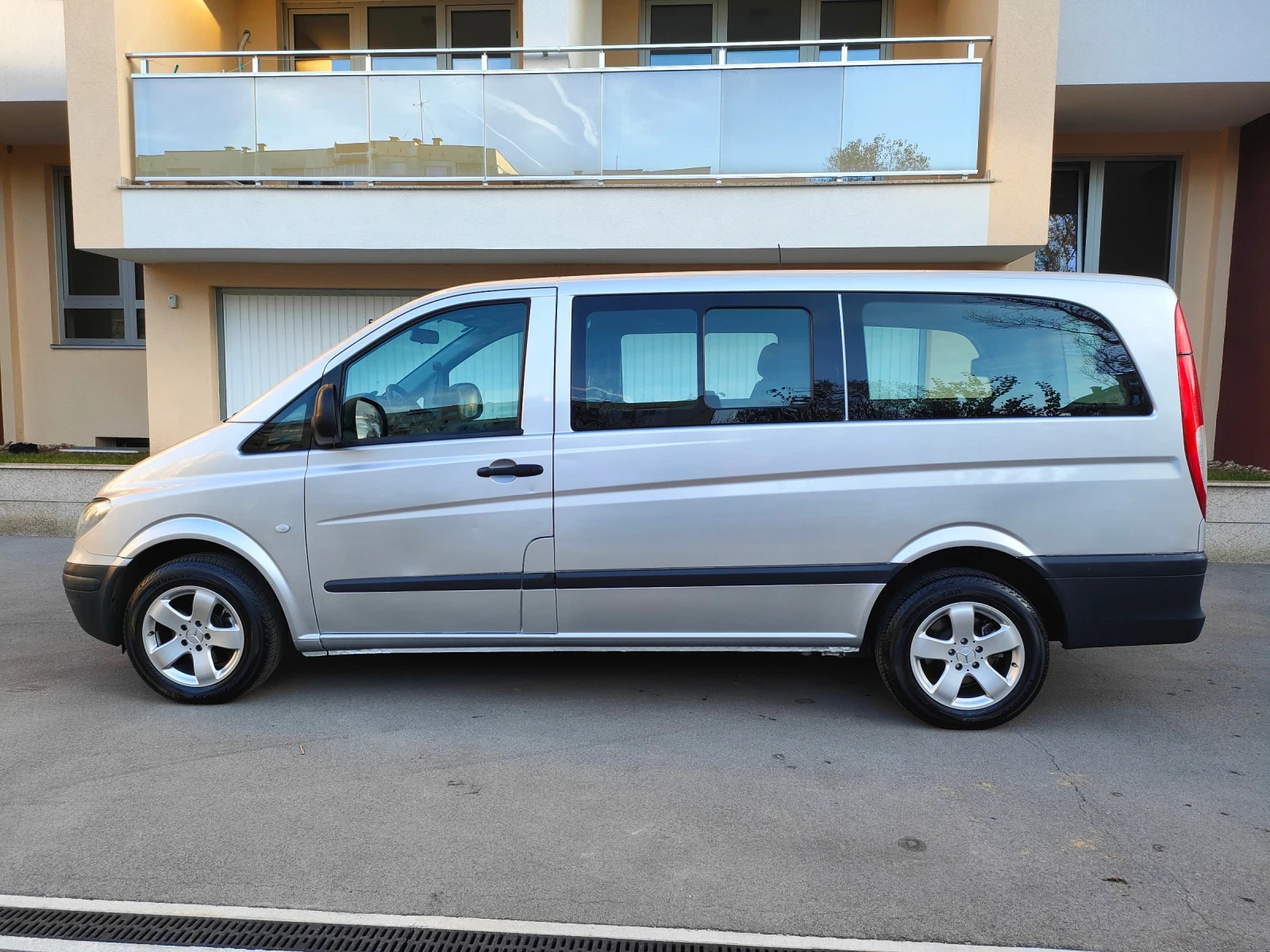 Mercedes-Benz Viano Автоматик, климатик, печка, теглич  - изображение 7