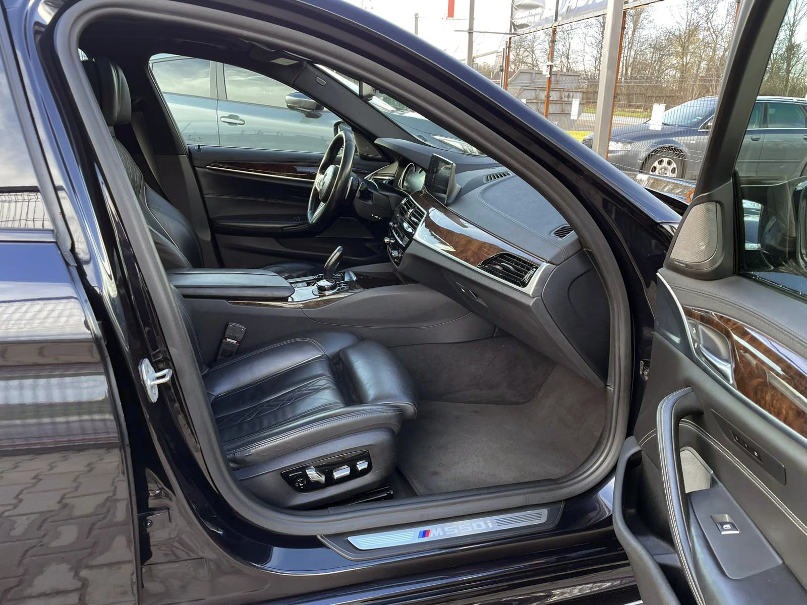 BMW 550 * Xdrive* Mpack* SoftClose* Carbon* HeadUp* Keyles | Mobile.bg   14