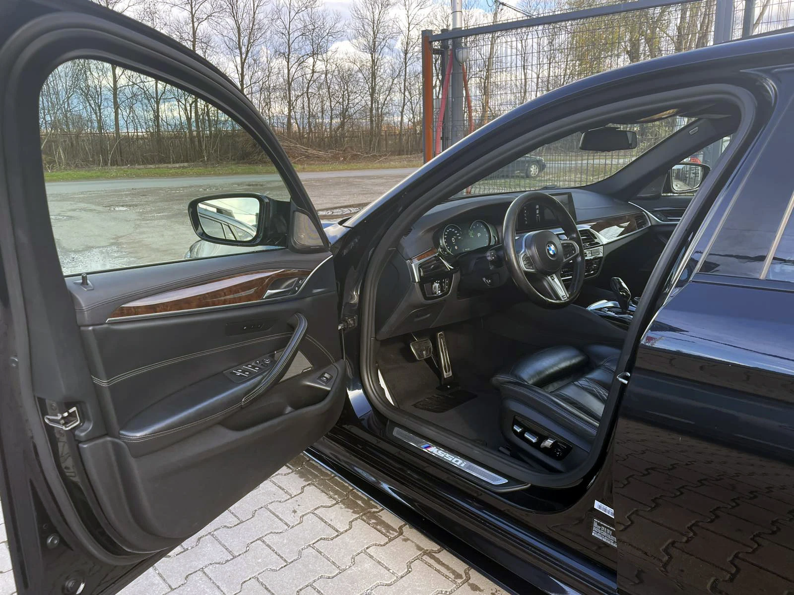 BMW 550 * Xdrive* Mpack* SoftClose* Carbon* HeadUp* Keyles - изображение 7