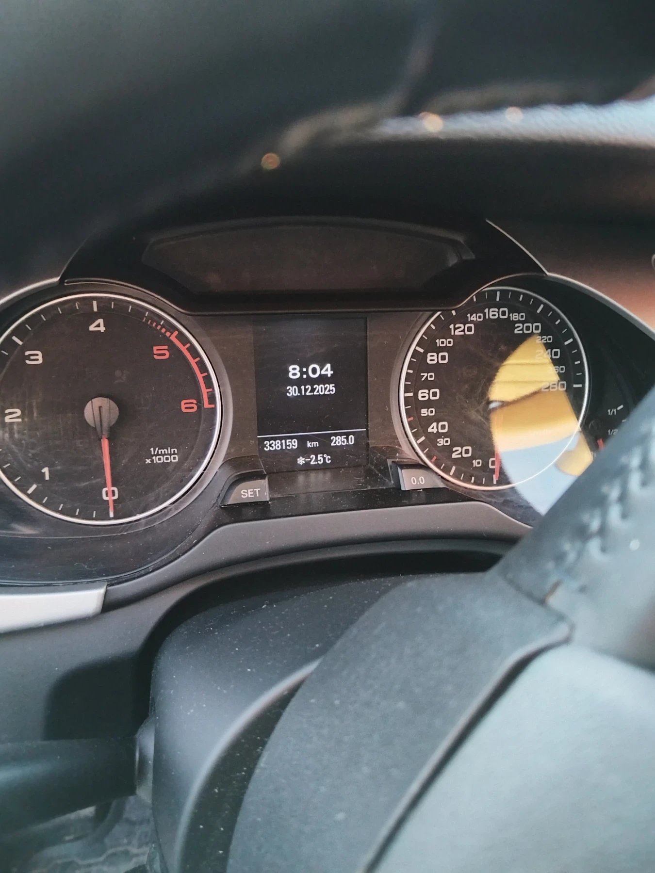 Audi A4 Avant  - изображение 8