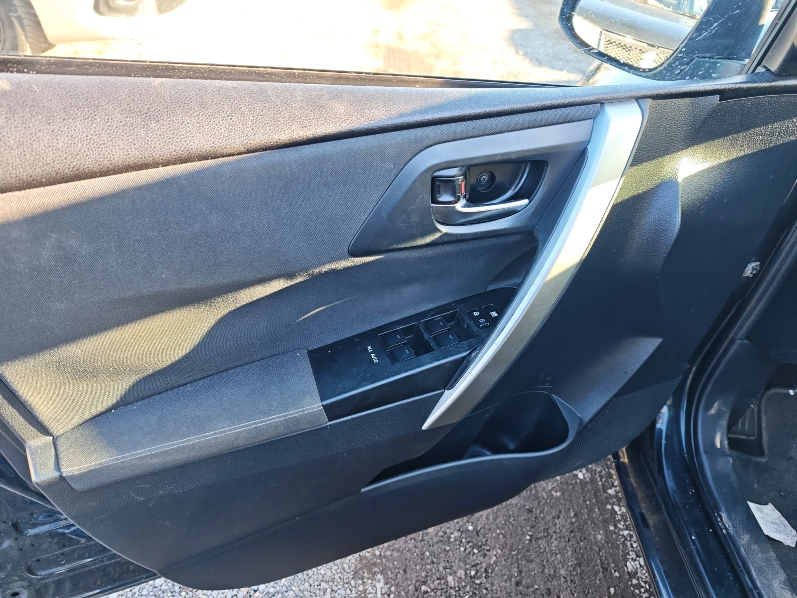 Toyota Auris 2.0 D4D - изображение 8