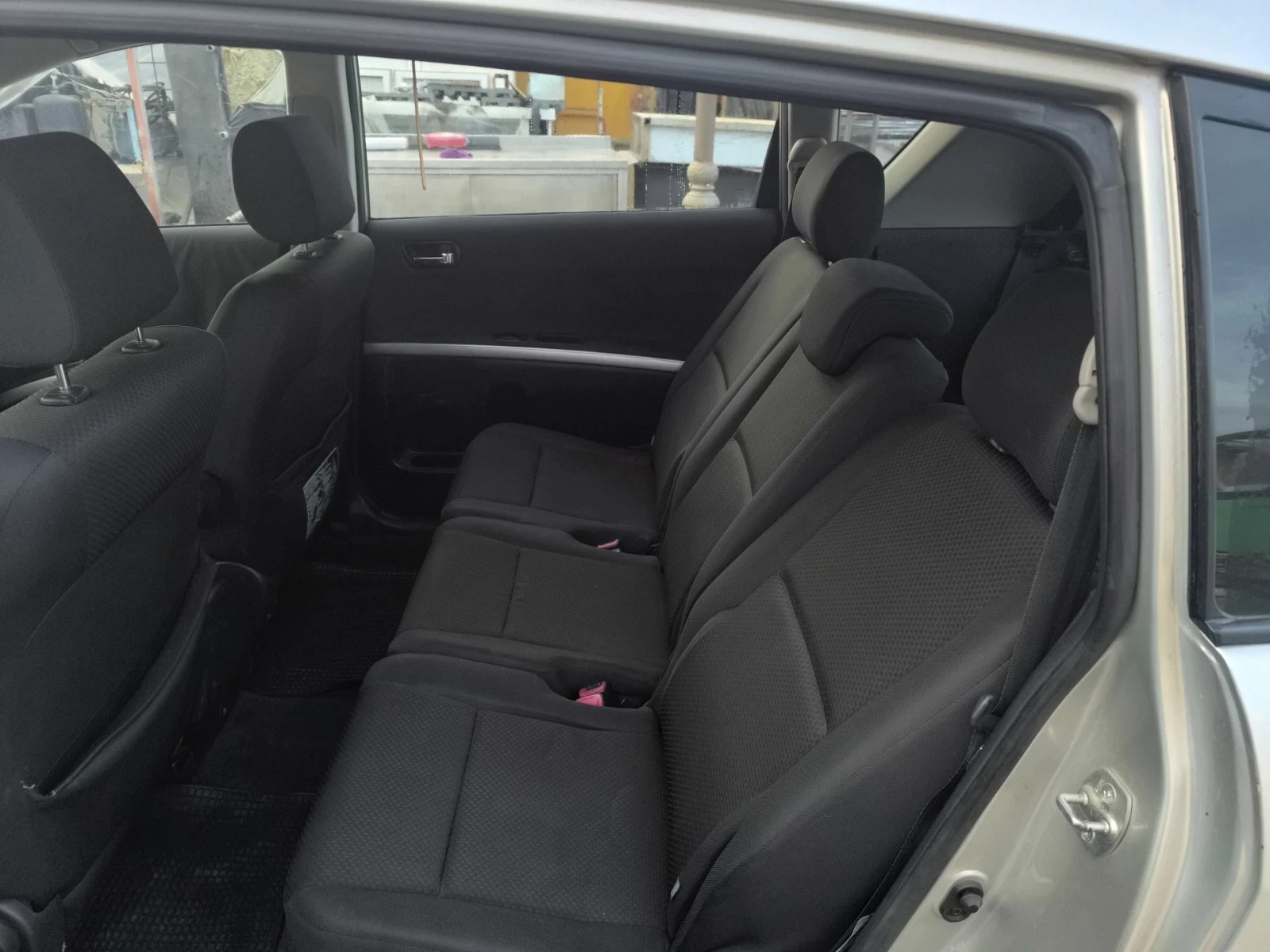 Toyota Corolla Verso 1.8i - изображение 10