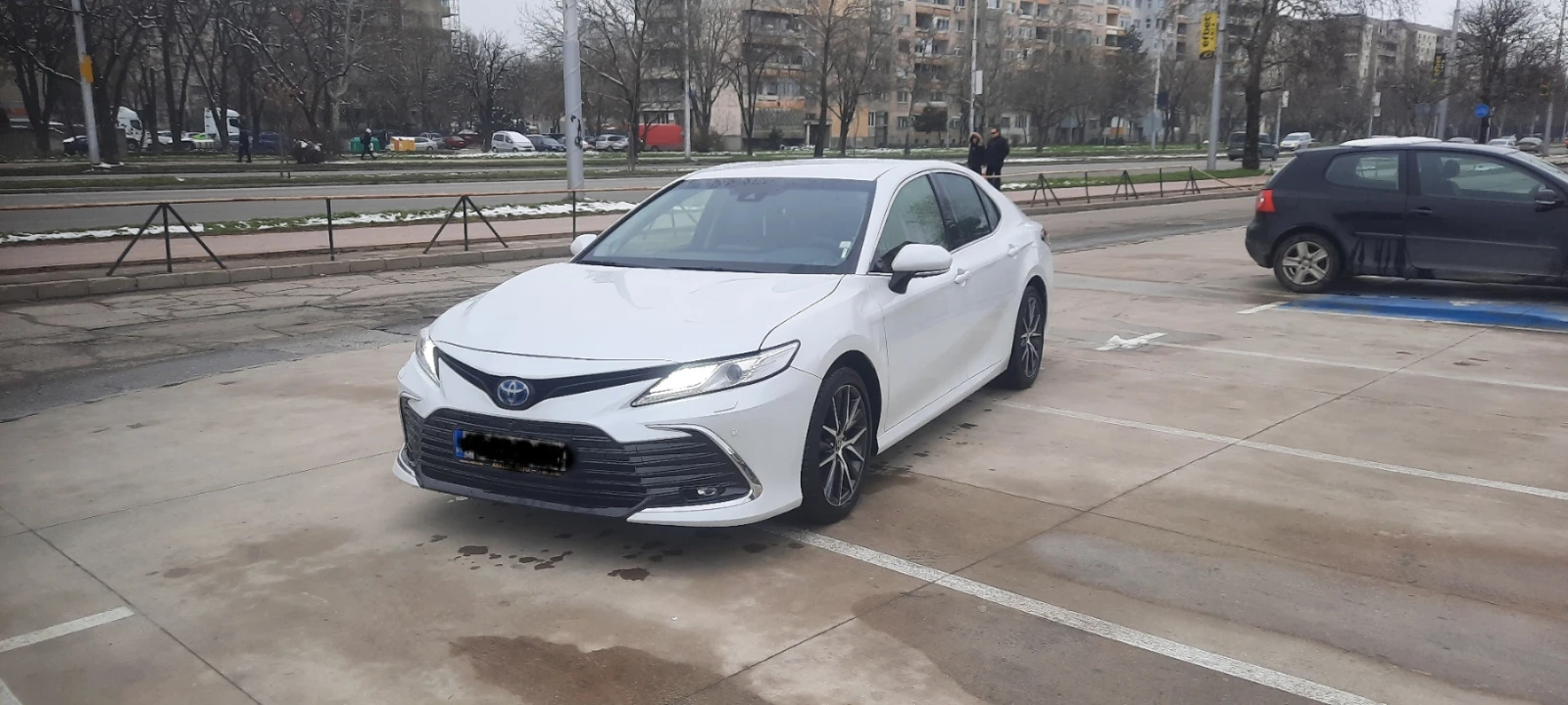 Toyota Camry Toyota Camry 2.5H Luxury - изображение 4