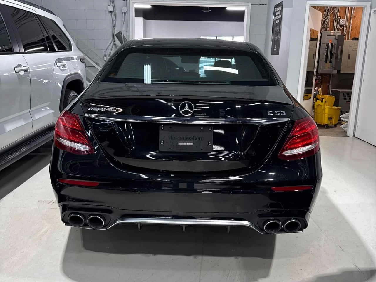 Mercedes-Benz E 53 AMG * CARFAX * ���������* ���-��* 360 ������*  | Mobile.bg � ����������� 4