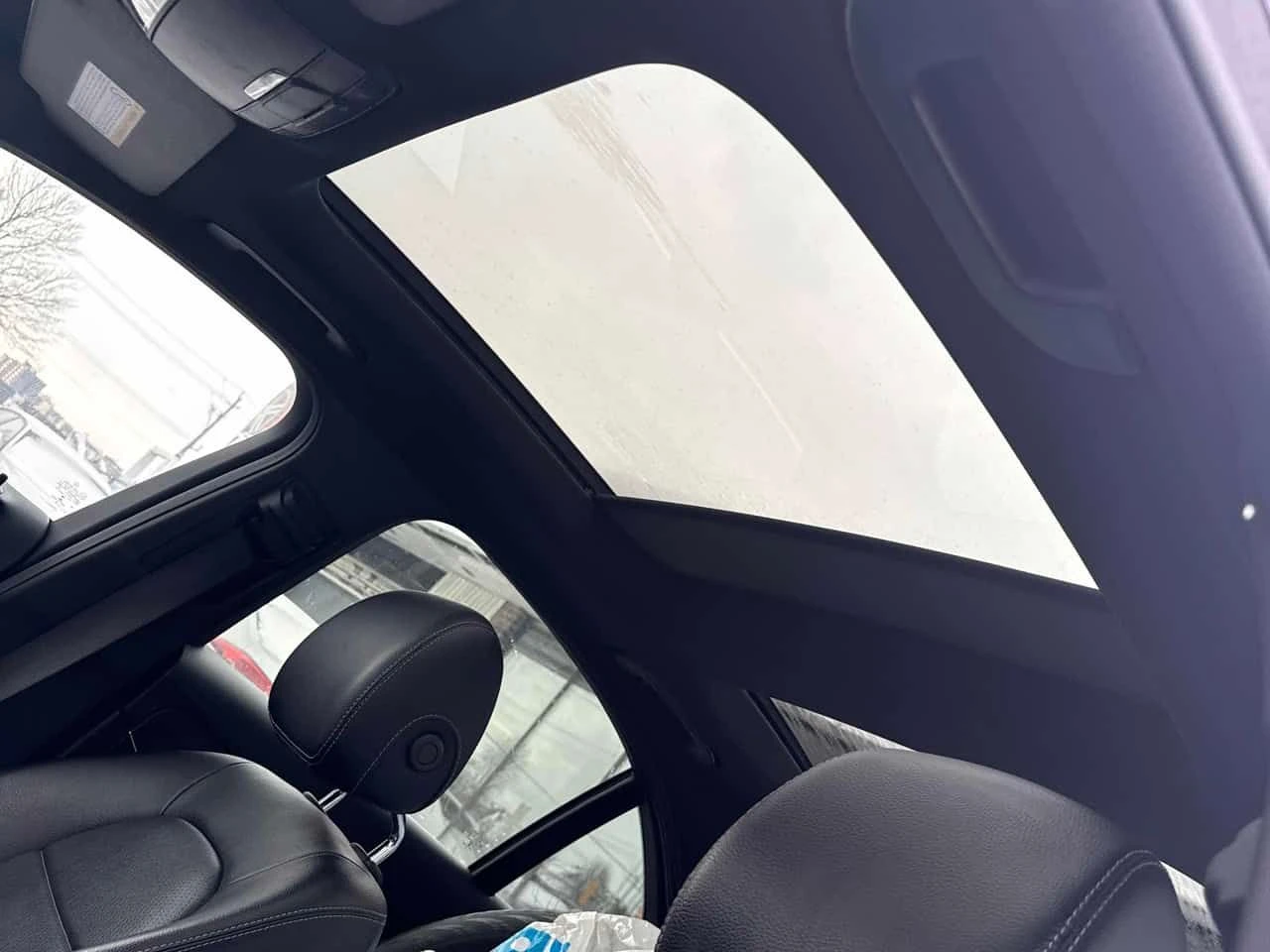 Mercedes-Benz C 300 * CARFAX * �������� * KEYLESS * �������� *  | Mobile.bg � ����������� 11