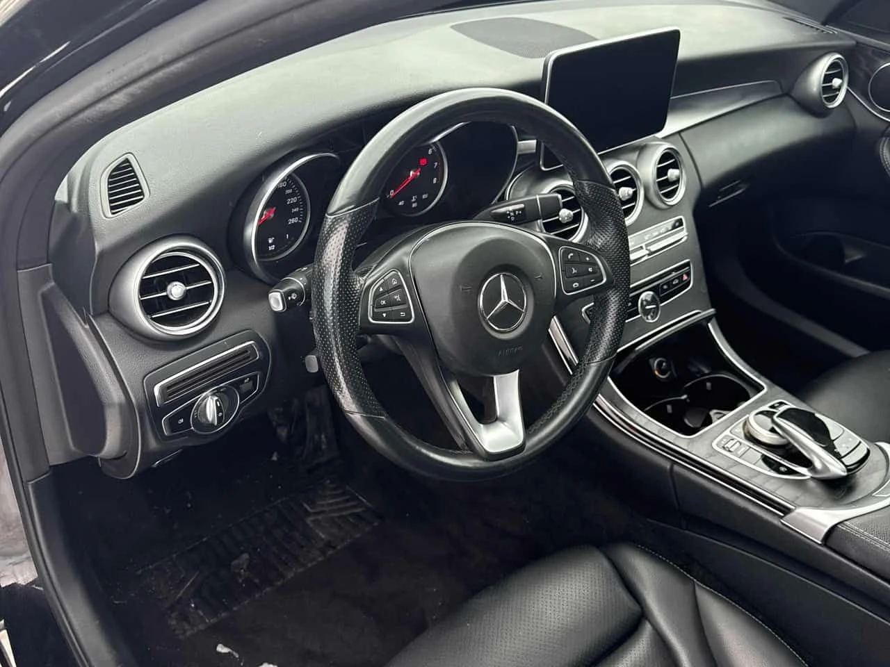 Mercedes-Benz C 300 * CARFAX * ПАНОРАМА * KEYLESS * ПОДГРЕВИ *  - изображение 5