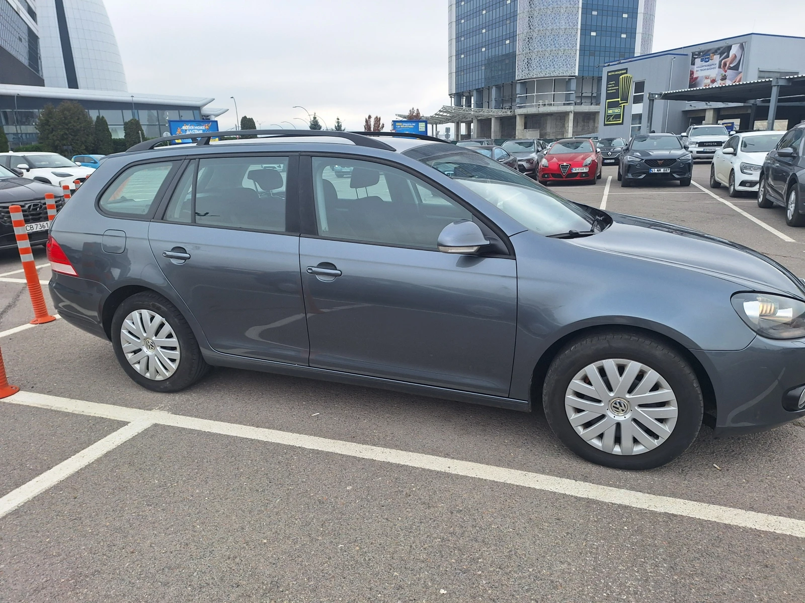 VW Golf Variant 6, снимка 6 - Автомобили и джипове - 54296533