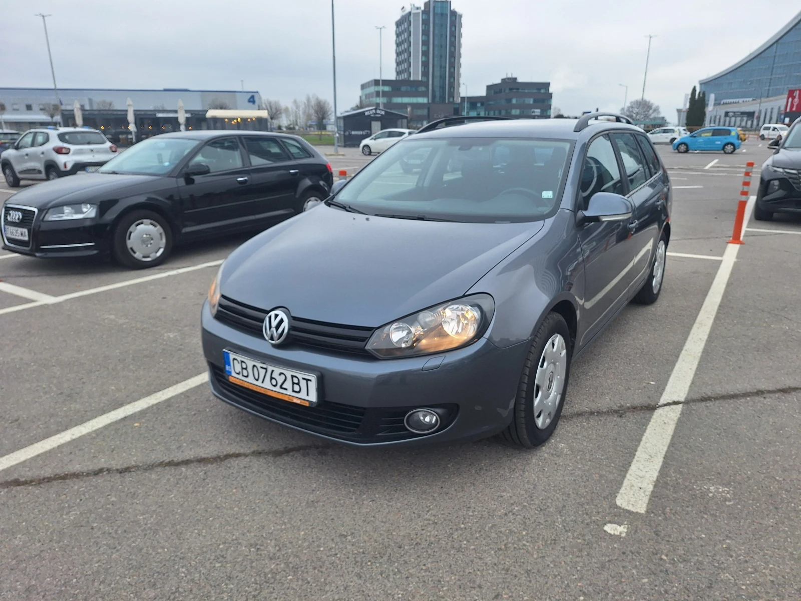 VW Golf Variant 6, снимка 2 - Автомобили и джипове - 54296533