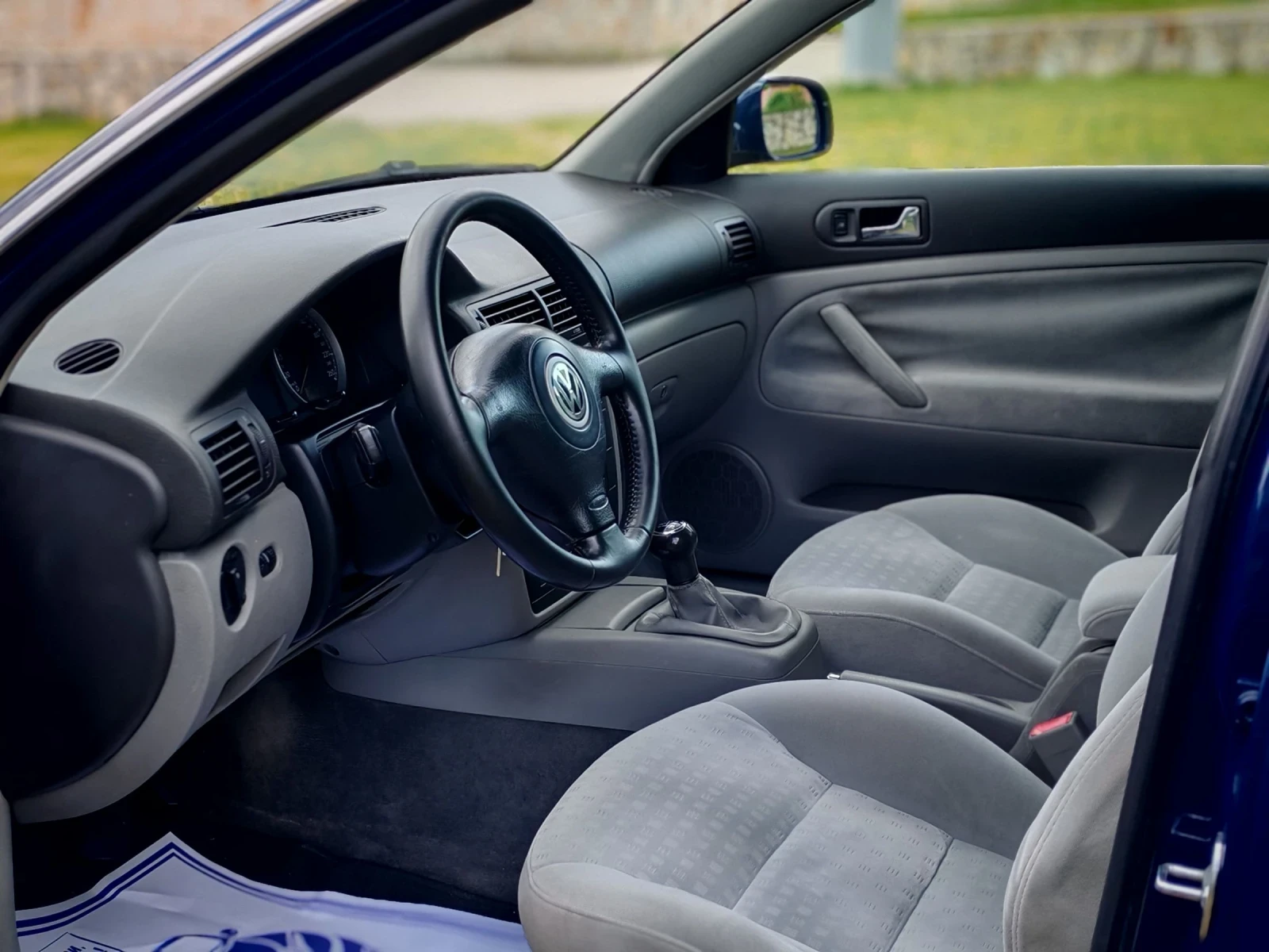 VW Passat 1.9TDI(101)* COMFORT-EDITION* НОВ ВНОС* , снимка 11 - Автомобили и джипове - 54633044