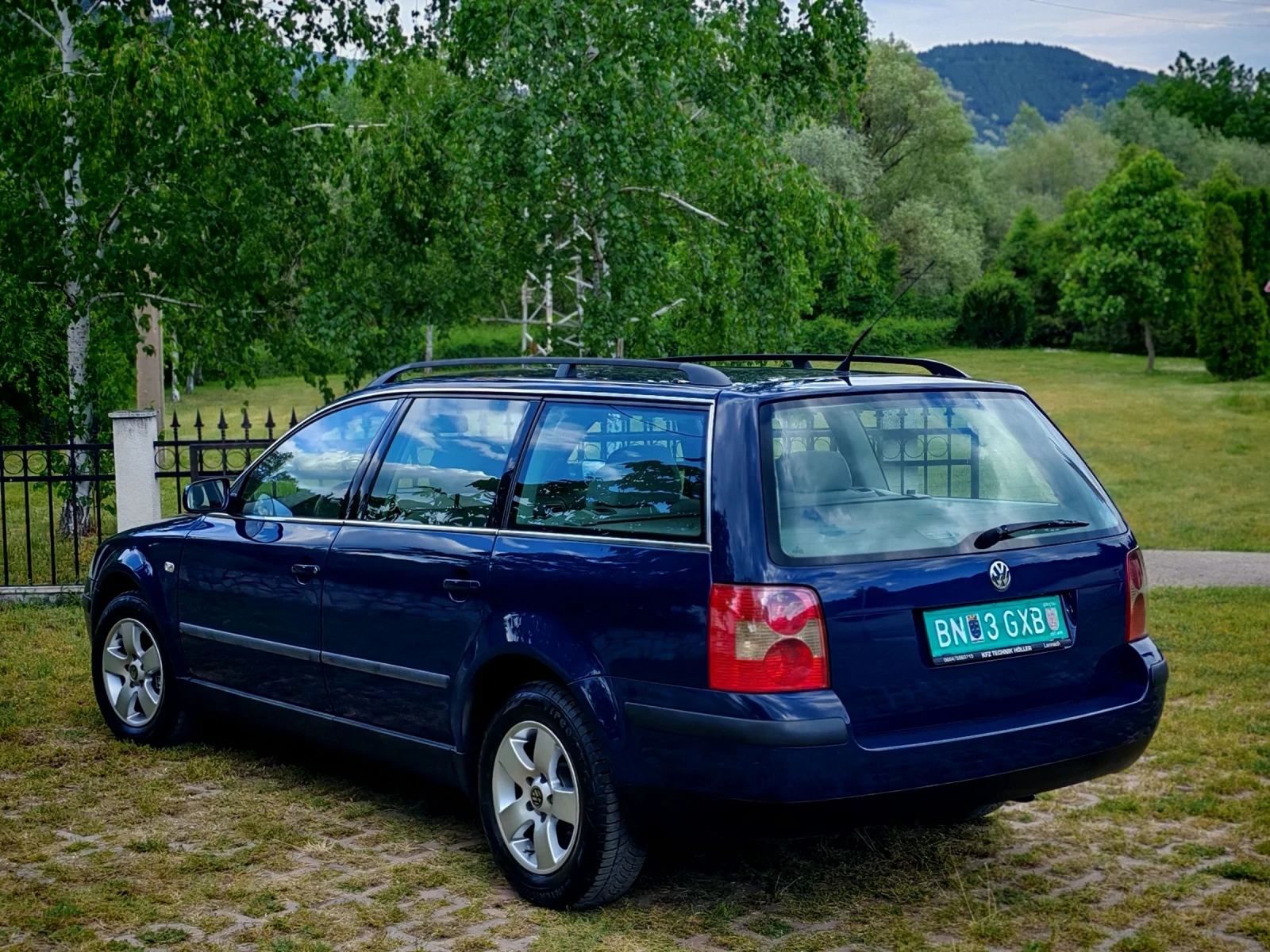 VW Passat 1.9TDI(101)* COMFORT-EDITION* НОВ ВНОС* , снимка 4 - Автомобили и джипове - 54633044