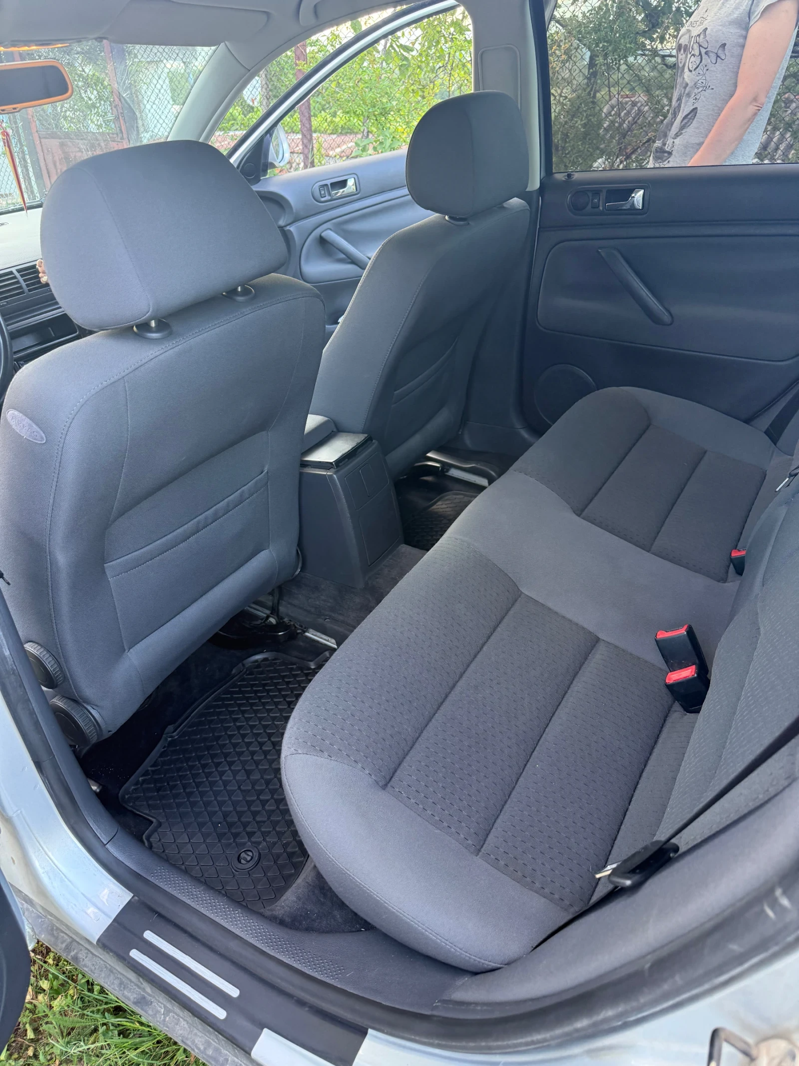 VW Passat 5.5 1.8 Т бензин/газ, снимка 9 - Автомобили и джипове - 54671666