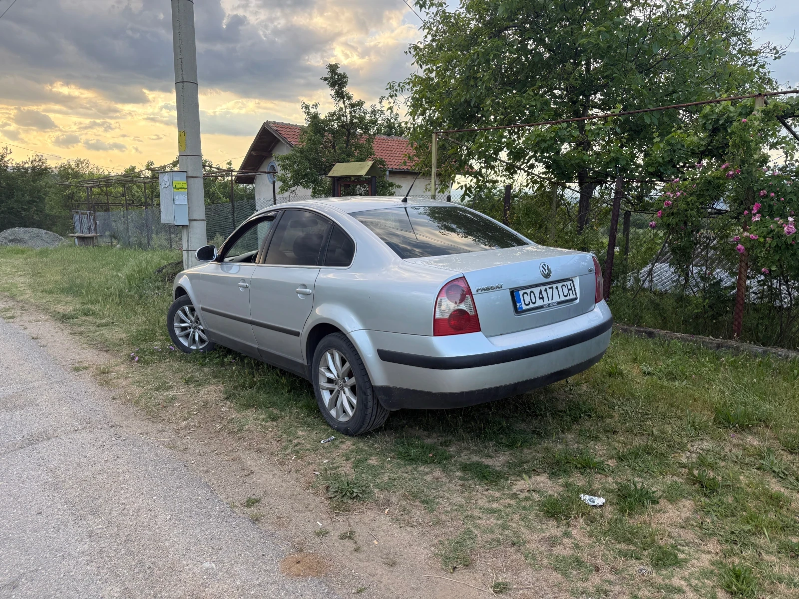 VW Passat 5.5 1.8 Т бензин/газ, снимка 6 - Автомобили и джипове - 54671666