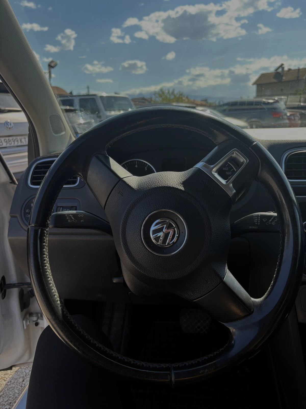 VW Polo 1.4, снимка 8 - Автомобили и джипове - 54713774