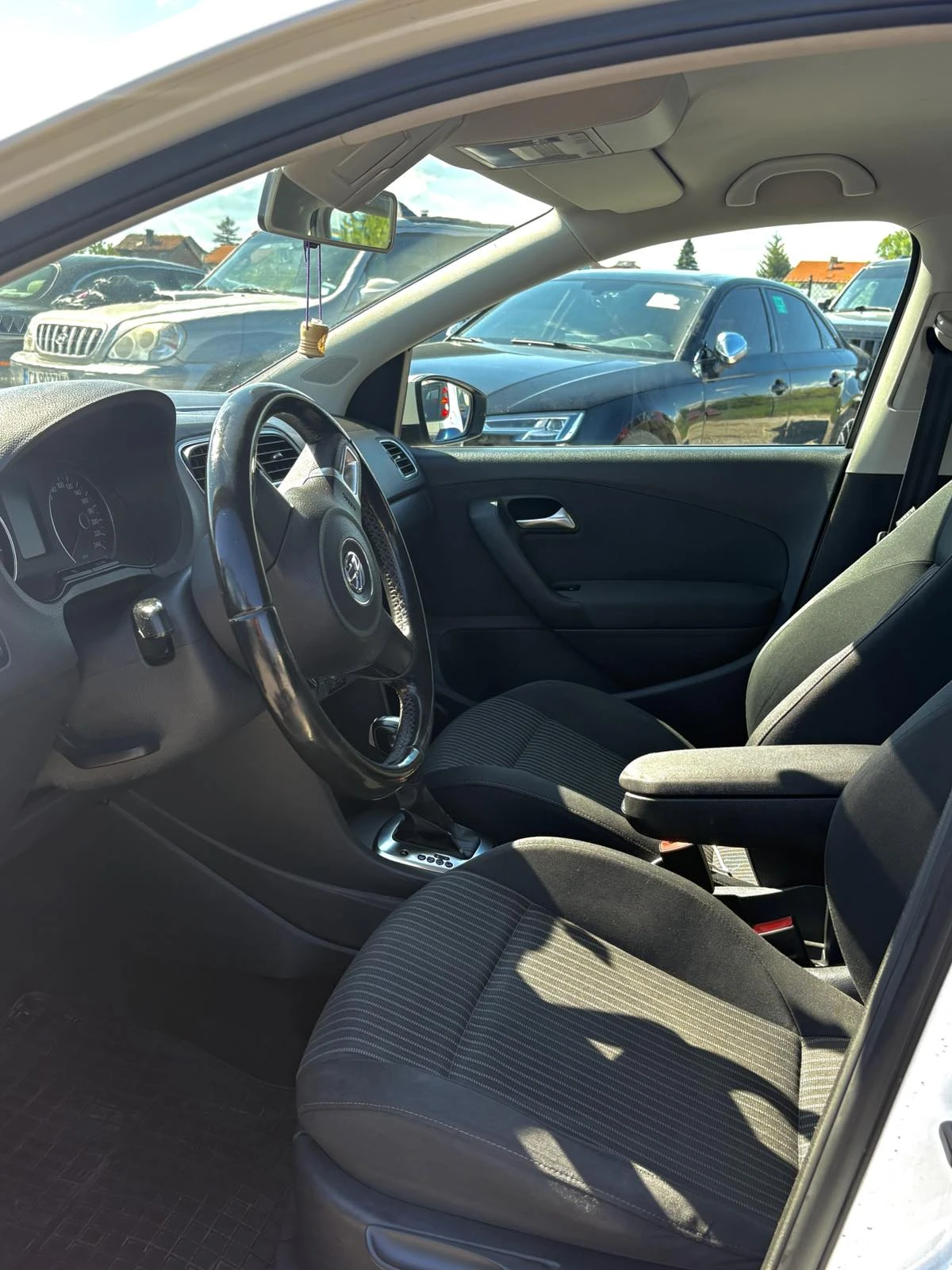 VW Polo 1.4, снимка 10 - Автомобили и джипове - 54713774