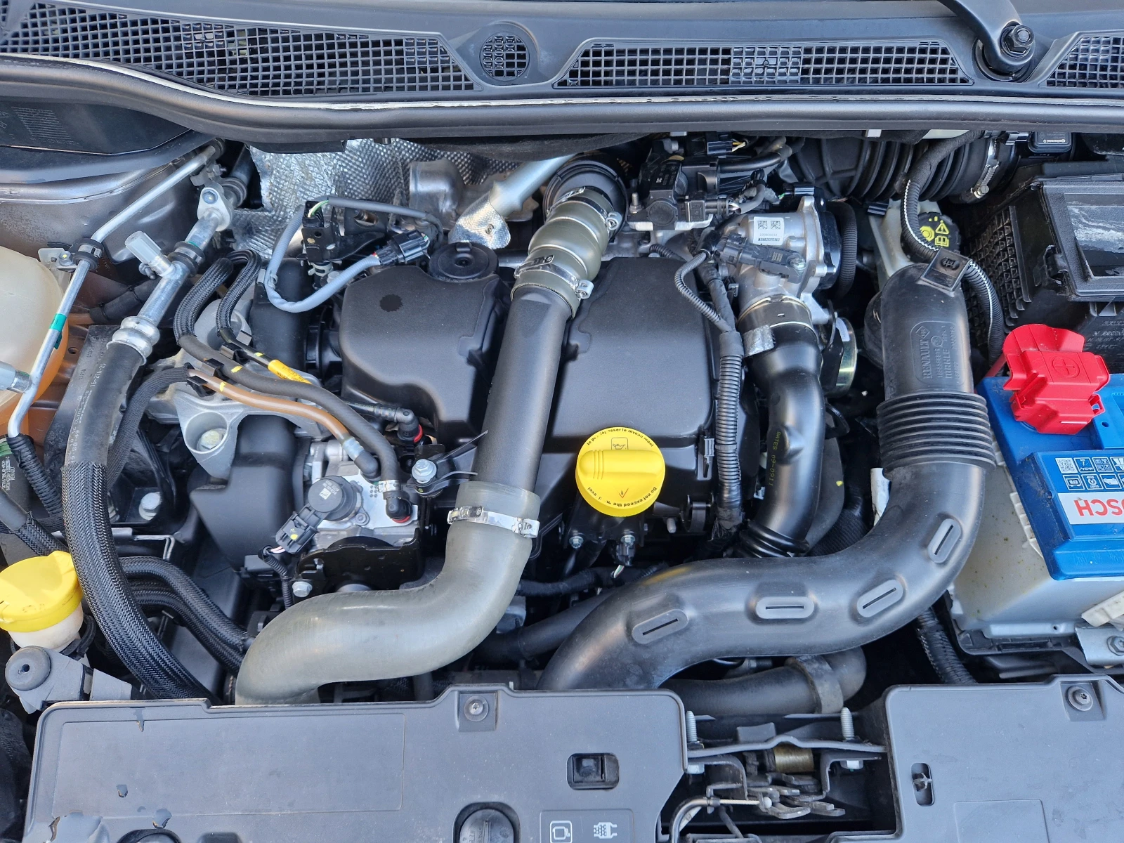 Renault Captur 1.5DCI/NAVI, снимка 15 - Автомобили и джипове - 54994544