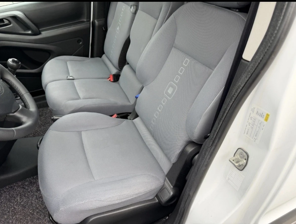 Citroen Berlingo 1.6HDI, снимка 7 - Автомобили и джипове - 55183477