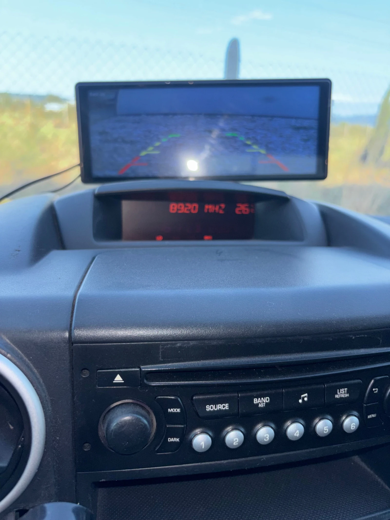 Citroen Berlingo 1.6hdi 90k.c. , снимка 9 - Автомобили и джипове - 55401182