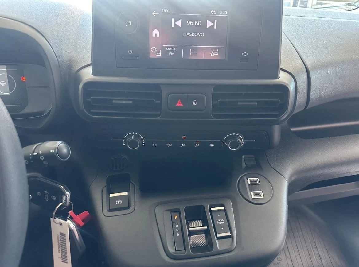 Toyota Proace City Electric L1, снимка 9 - Автомобили и джипове - 55477687