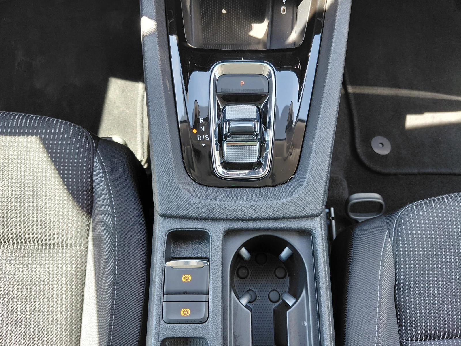 Skoda Octavia 2.0TDI/115к.с/DSG/Ambition/Гаранция, снимка 11 - Автомобили и джипове - 55841826
