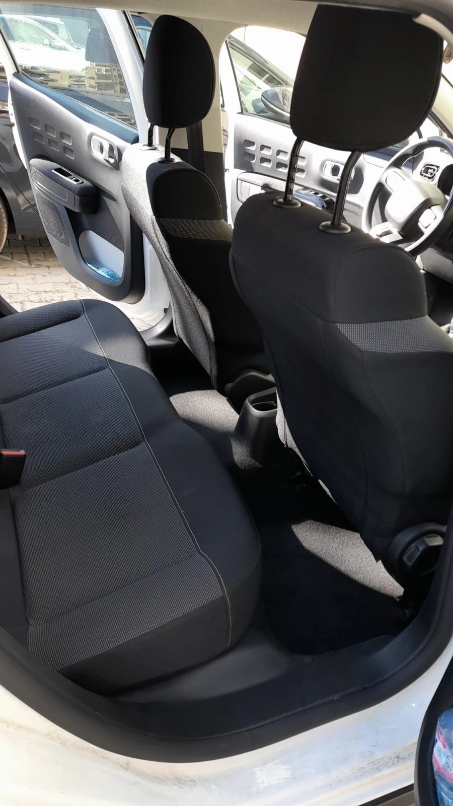 Citroen C3, снимка 8 - Автомобили и джипове - 56075343
