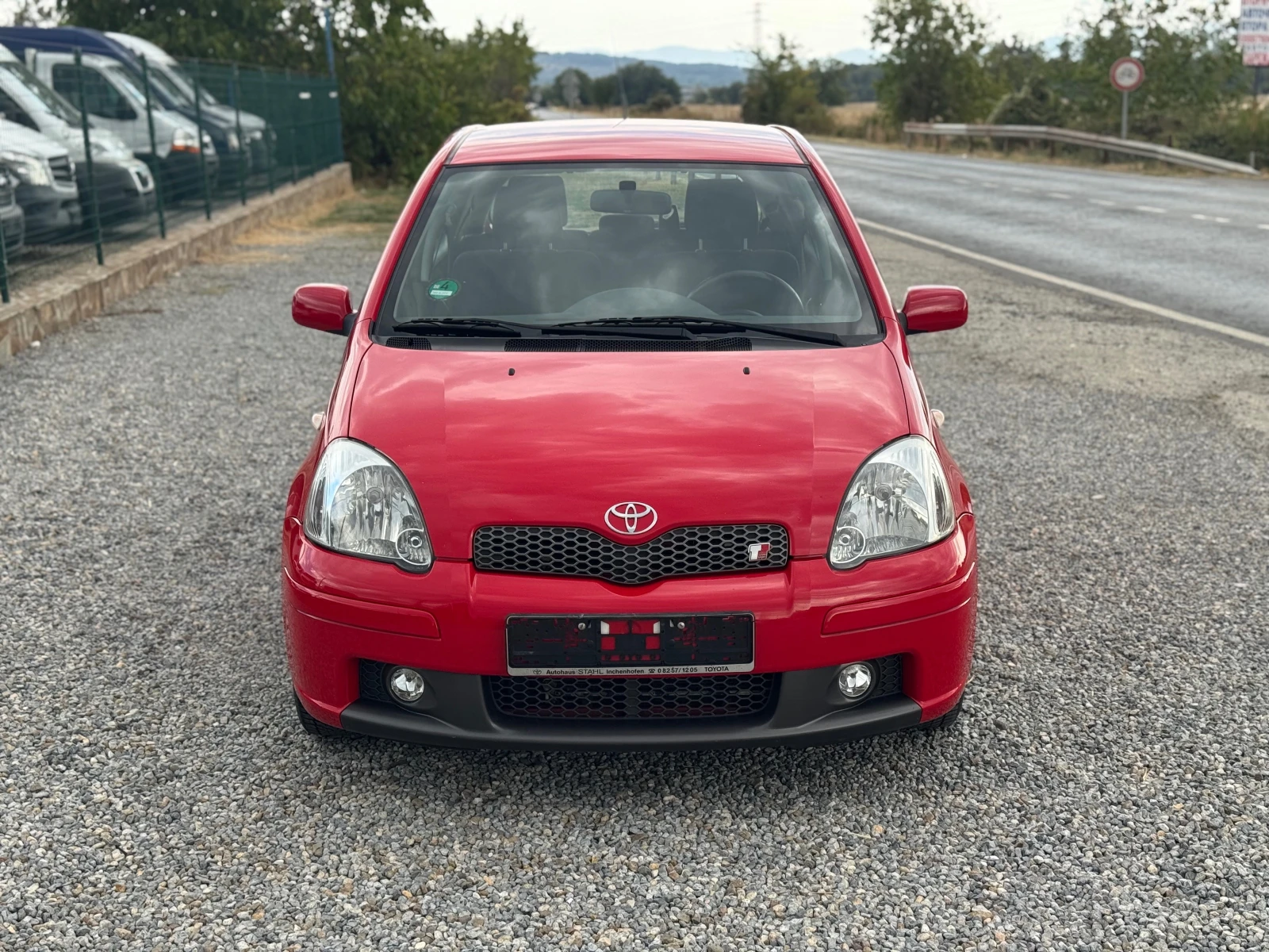 Toyota Yaris 1.5TS-Sport* 105кс* Уникат* Германия* Клима* Като , снимка 2 - Автомобили и джипове - 56165286