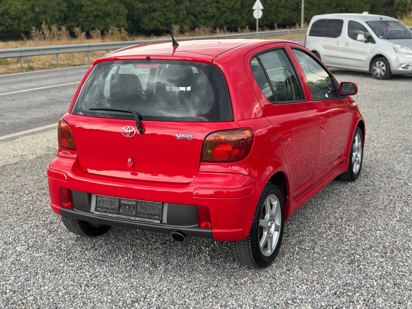 Toyota Yaris 1.5TS-Sport* 105кс* Уникат* Германия* Клима* Като , снимка 4 - Автомобили и джипове - 56165286