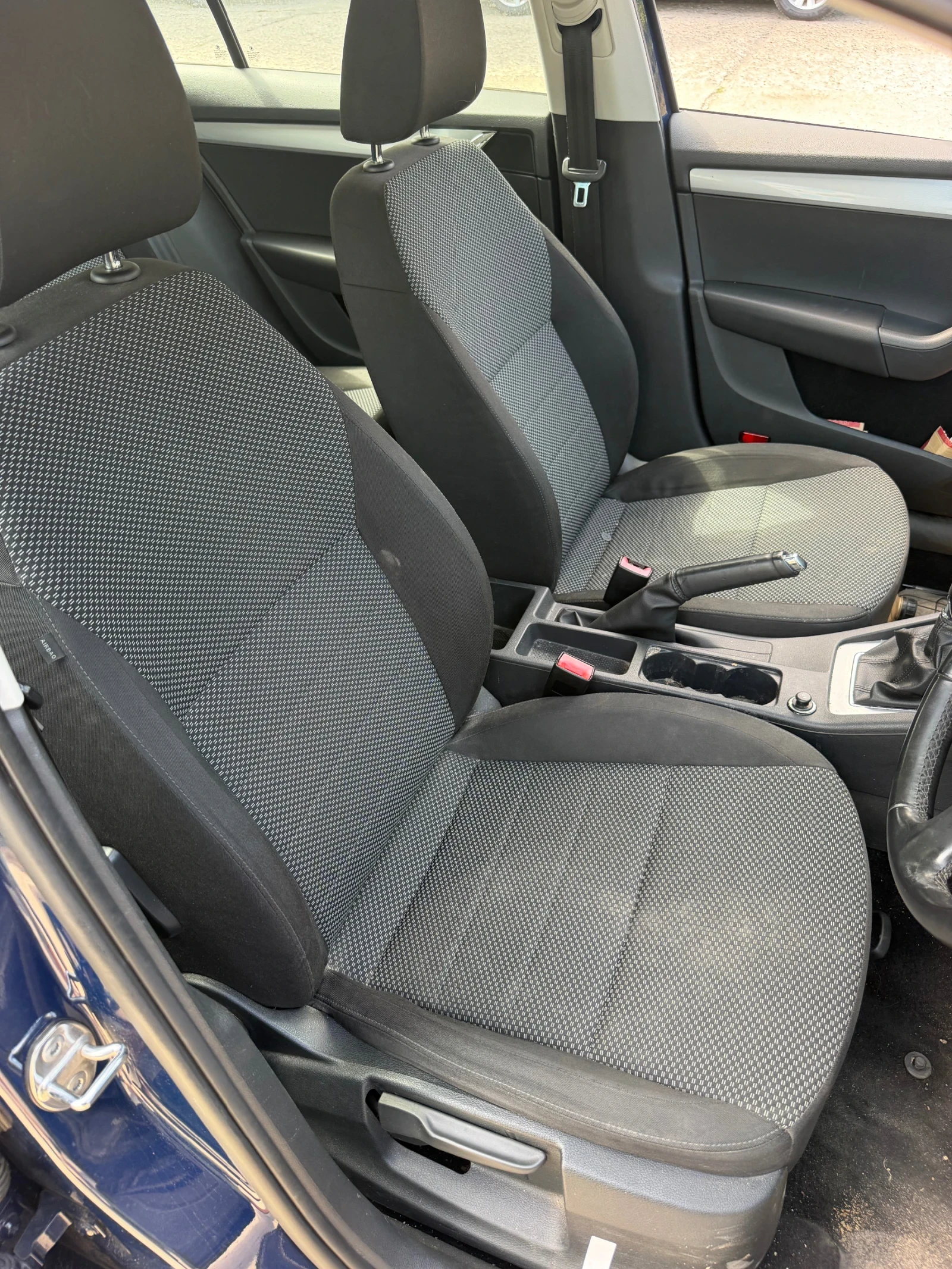 Skoda Octavia 1.2tfsi , снимка 6 - Автомобили и джипове - 56248129