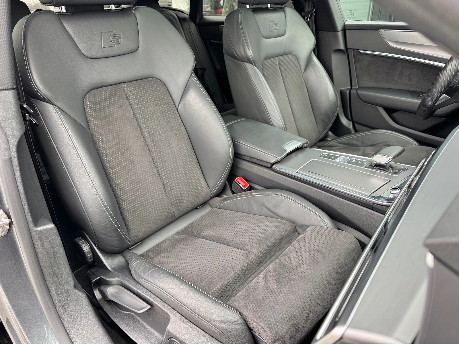 Audi A7 50TDi S-Line+ | Nardo| Подгрев/Панорама/Камера/B&O, снимка 11 - Автомобили и джипове - 56258986