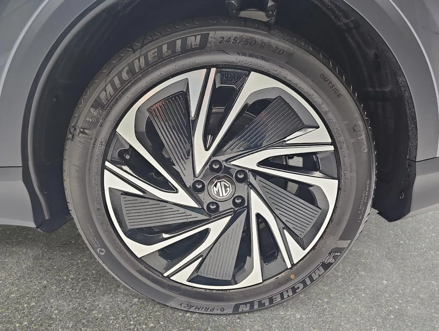 Mg S6 Luxury AWD, снимка 5 - Автомобили и джипове - 56293755