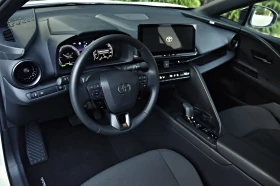 Toyota C-HR 2.0 HEV, снимка 12