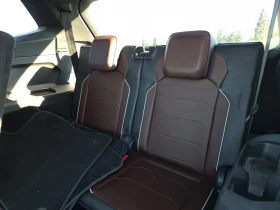 VW Tiguan HIGHLINE R LINE/CARFAX/7 МЕСТА/ПОДГРЕВ/ОБДУХ/ПАНО/, снимка 14
