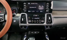 Kia Sorento 2.2 D NOBLESSE 4x4* ПОДГРЕВИ* ОБДУХВАНЕ* KEYLESS*  - 19200 € / 37551.94 лв. - 22567029 12
