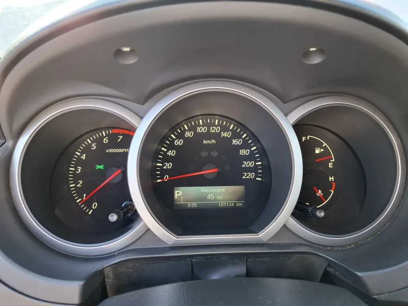 Suzuki Grand vitara 2.4, снимка 12 - Автомобили и джипове - 46825727