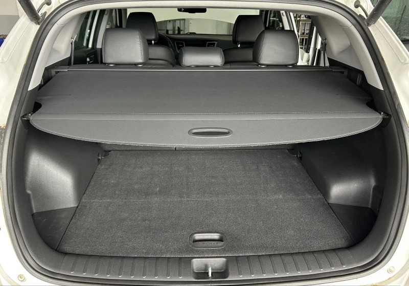 Hyundai Tucson 2.0crdi 4x4 Premium , снимка 9 - Автомобили и джипове - 52824520